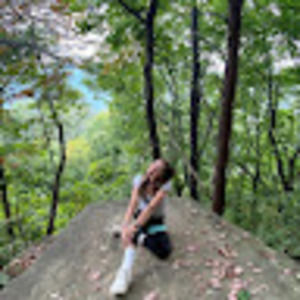 Meet your Posher, Abbey